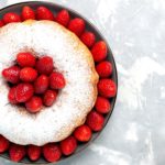 ready-made cake needs sugar