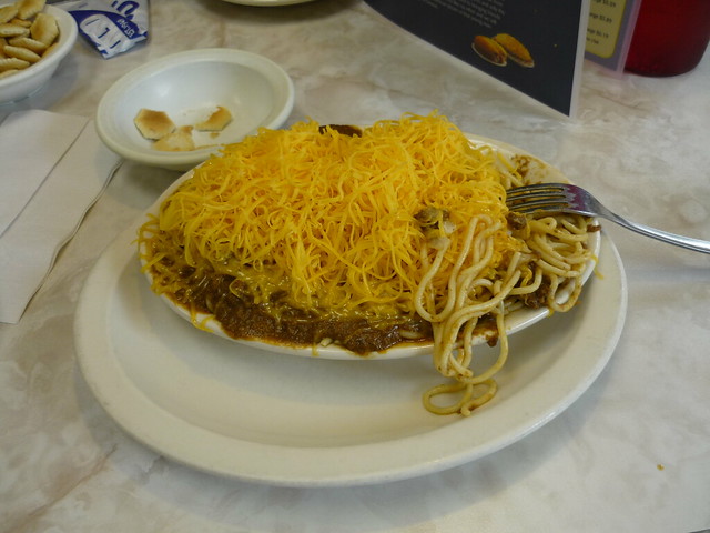 What is in a Skyline coney Bowl? - Foodly