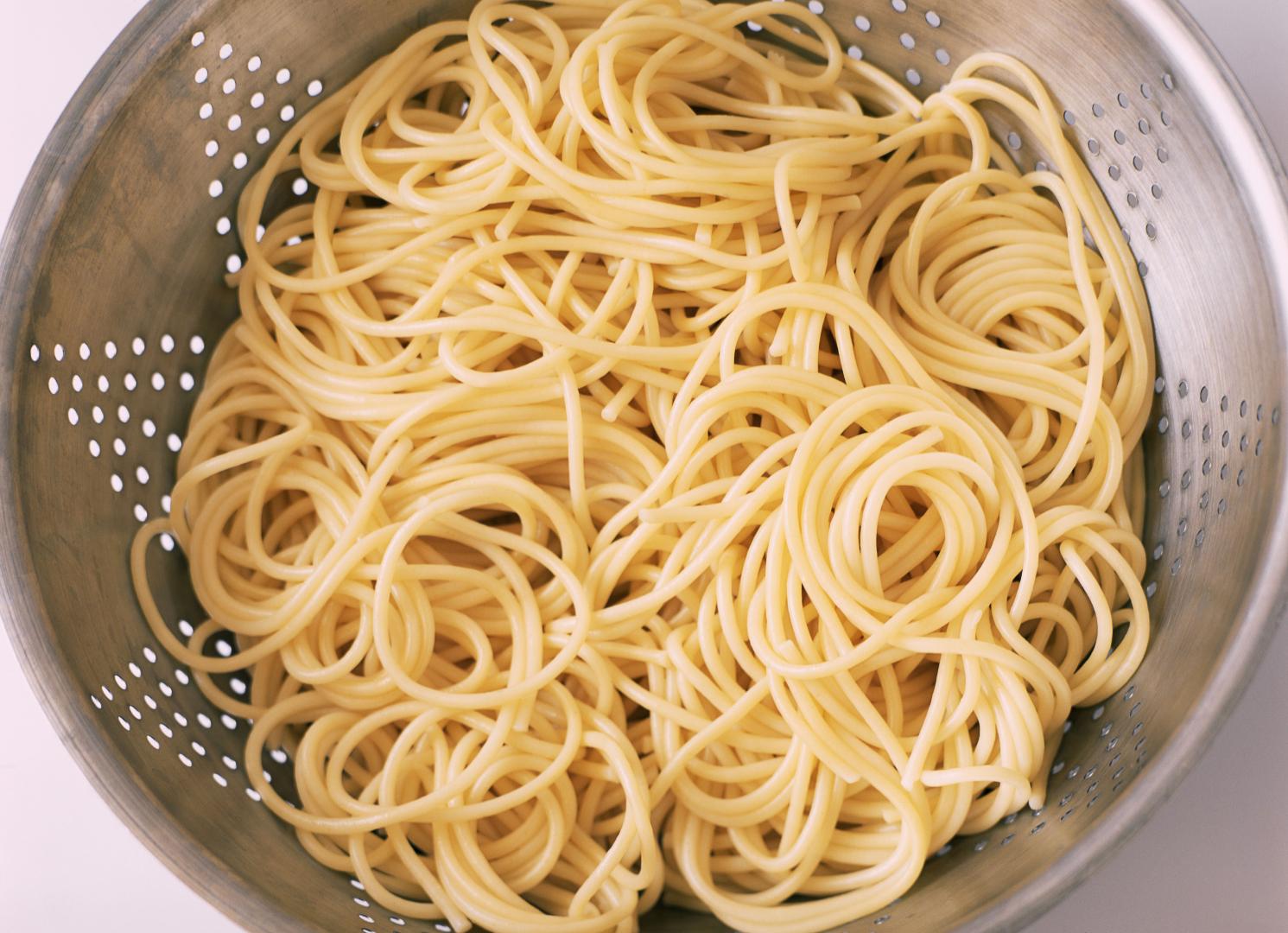 Количество лапши. Диетические макароны. Вкус спагетти. Крахмальные спагетти. Самые необычные макароны.