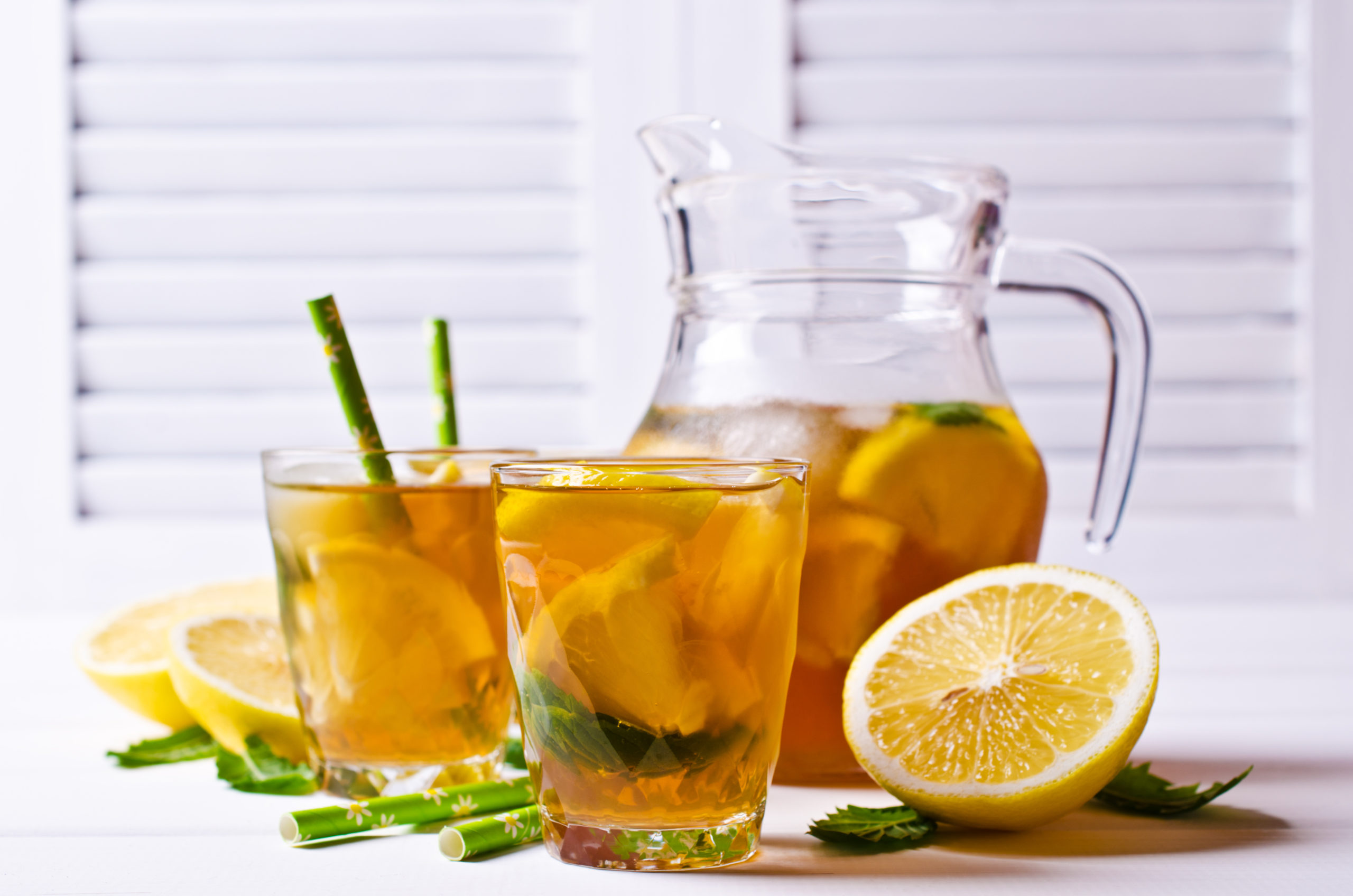 Is it better to drink sweet tea or soda?