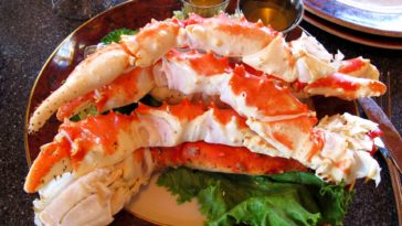 Are Alaskan king crab legs healthy?