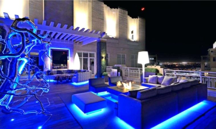 Are LED lights allowed in UNI rooms?