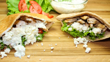 Are chicken gyros healthy?