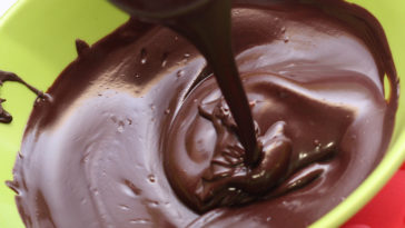 Are chocolate chips good for melting?