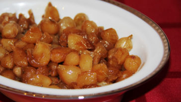 Are cocktail onions the same as pearl onions?