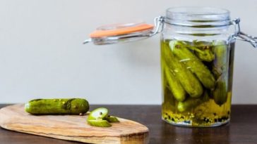 Are gherkins sweet or dill?