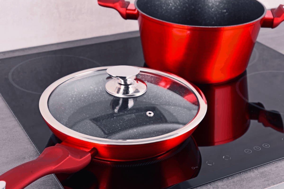 Are copper pans toxic?