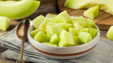 Can I eat a whole honeydew melon?