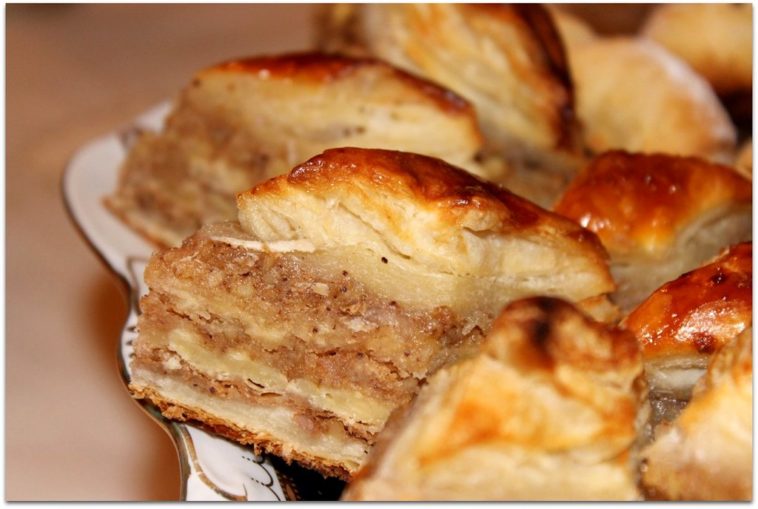 Can I eat baklava hot?