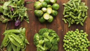 Can I eat gherkins Raw?