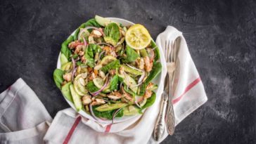 Can I eat salad on the Atkins diet?