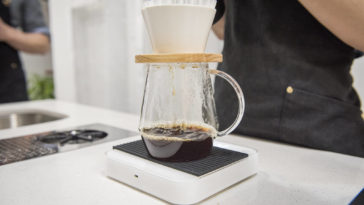 Can I just pour coffee over ice?