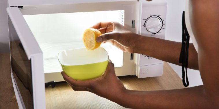 Can I microwave lemon?