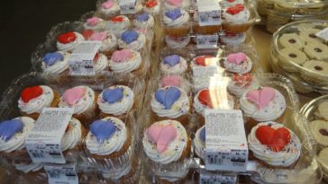 Can I order cupcakes from Costco?