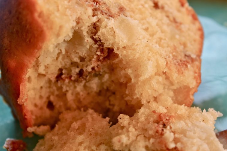 Can I put sour cream in coffee?