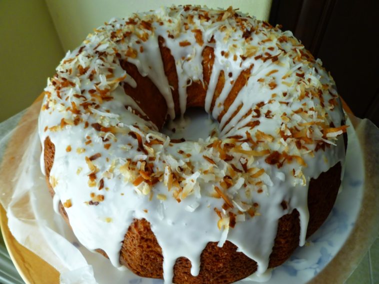 Can I use a box cake mix in a bundt pan?