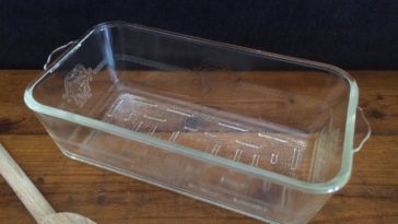 Can I use a glass loaf pan for meatloaf?
