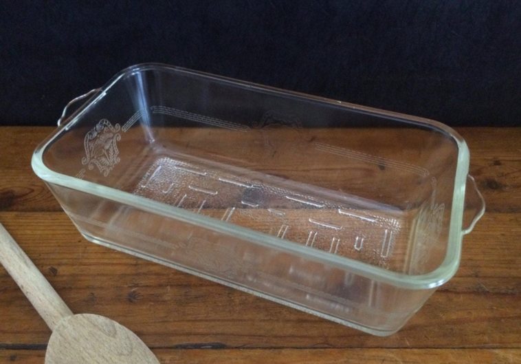 Can I use a glass loaf pan for meatloaf?