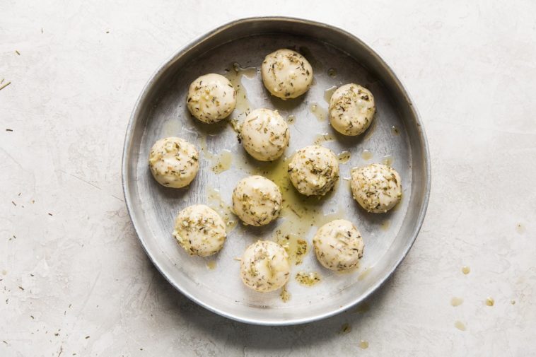 Can Rhodes rolls rise too long?