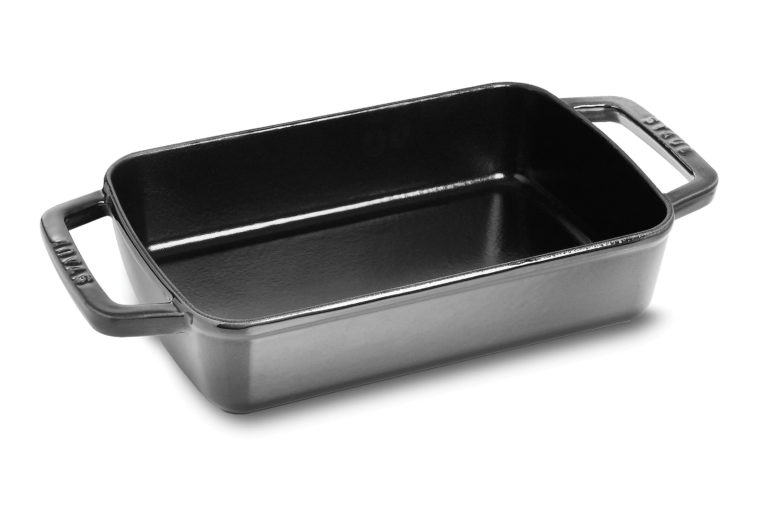 Can a glass pan be used as a roasting pan?