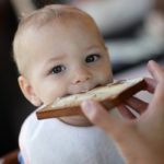 Can babies with no teeth eat toast?