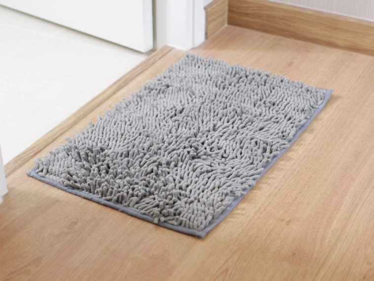 Can Rubber Backed Rugs Go In The Dryer, Can You Use Latex Backed Rugs On Laminate Floors