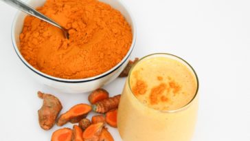 Can we drink Kachi haldi in milk?