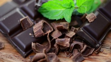 Can we eat Amul dark chocolate daily?