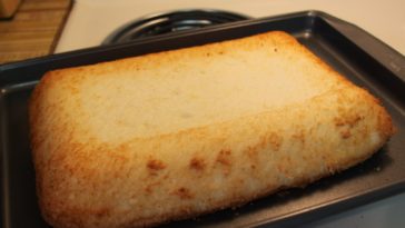Can you bake angel food cake in a 9x13 pan?
