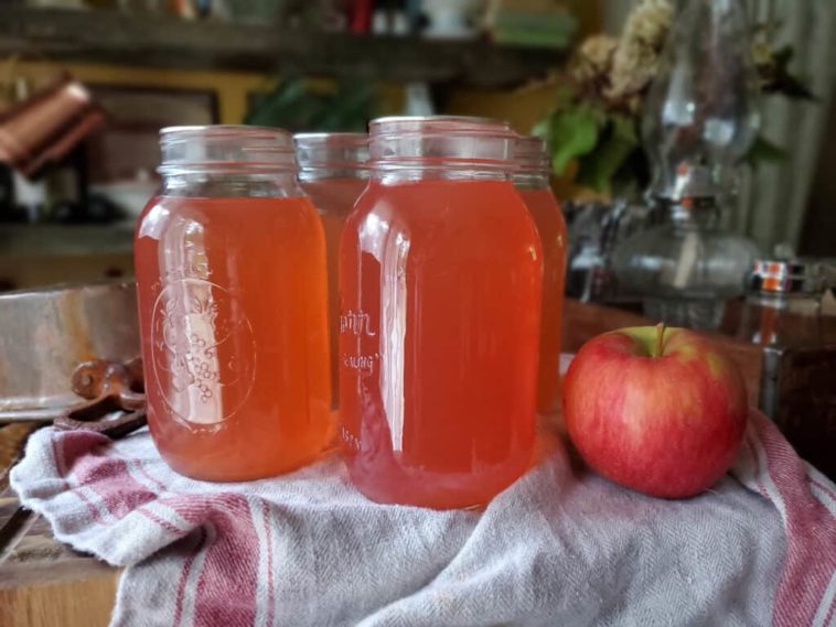 Can you boil apple juice to make concentrate?
