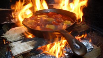 Can you cook food on an open fire?