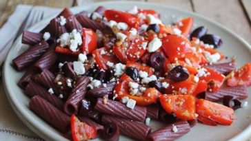 Can you cook pasta in wine?