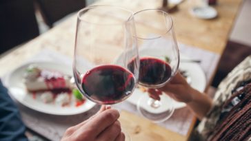 Can you drink red wine with salmon?