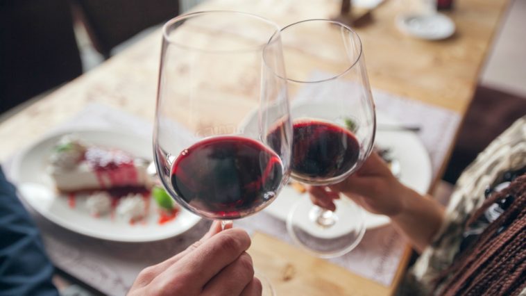 Can you drink red wine with salmon?