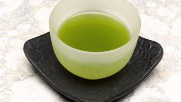 Can you drink too much unsweetened tea?