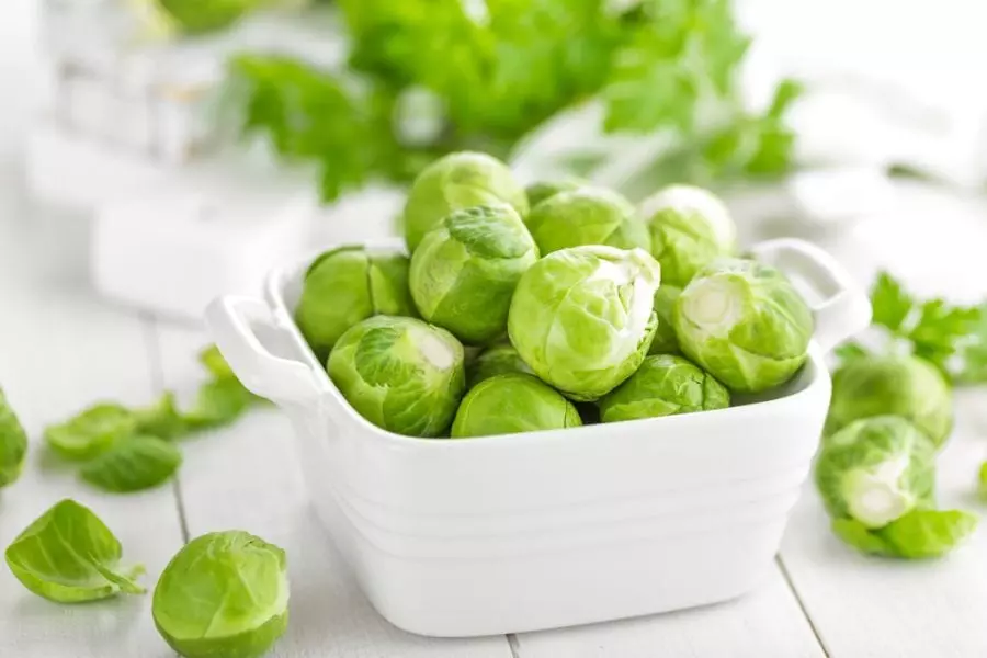 Can you eat brussel sprouts raw?