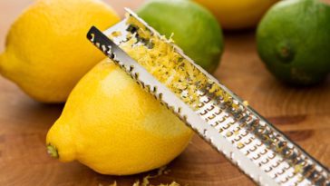 Can you eat lemon zest?