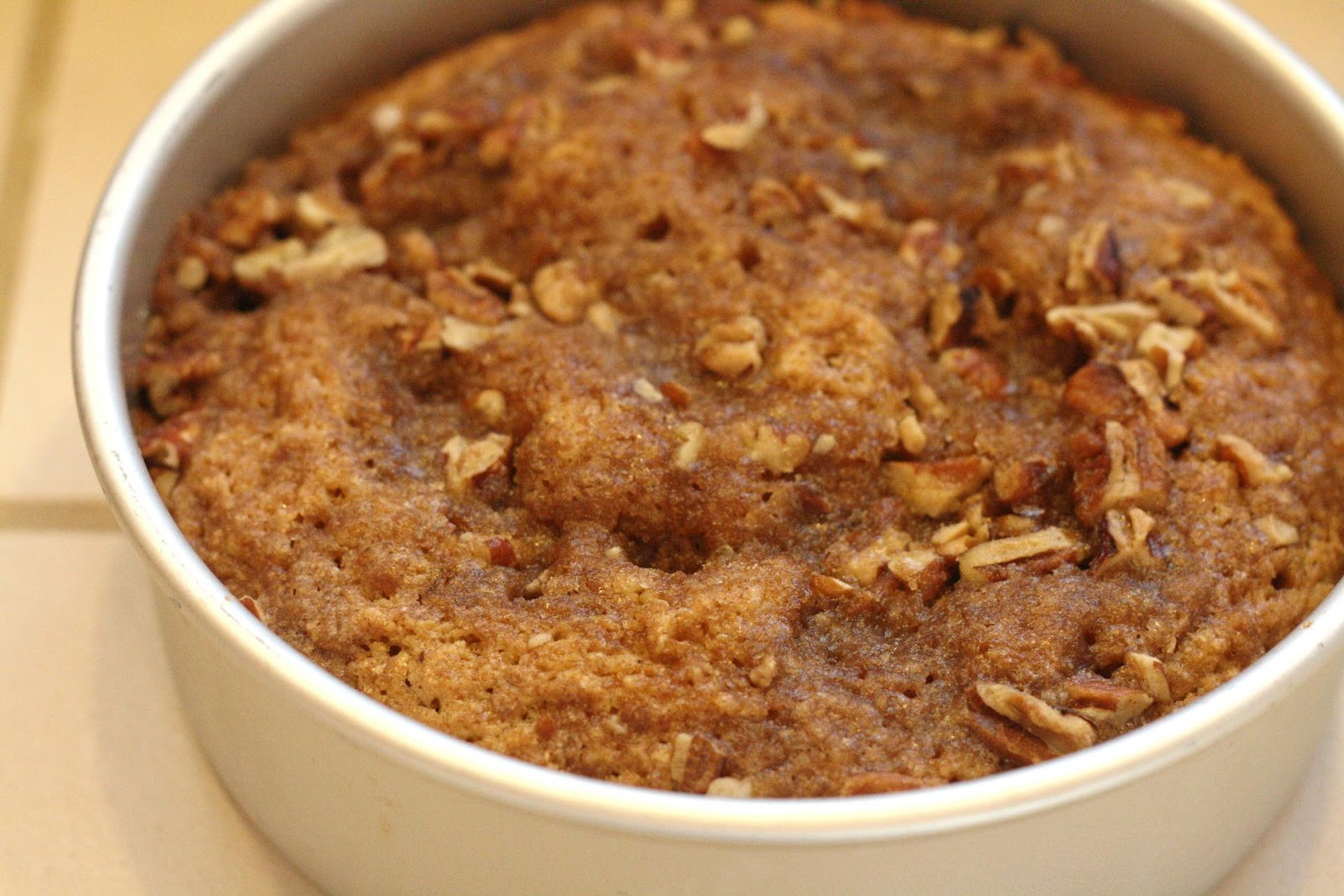 Can you eat sour cream if left out overnight?