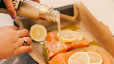 Can you eat the GREY skin on salmon?