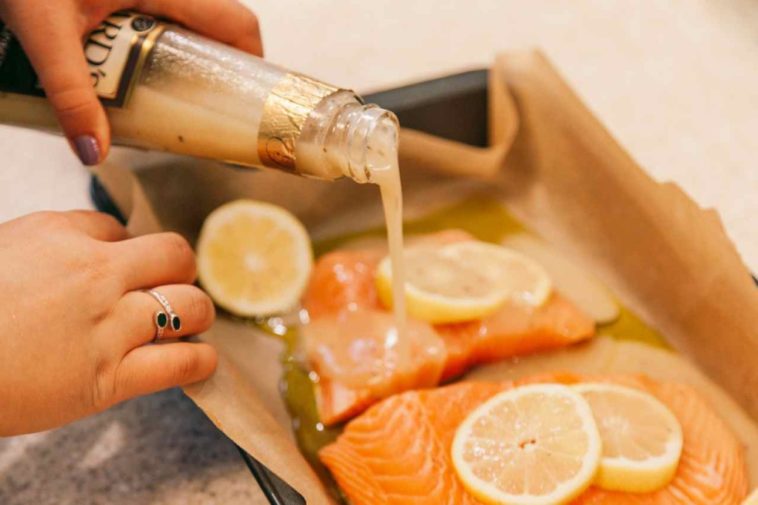 Can you eat the GREY skin on salmon?