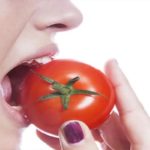 Can you eat the middle of a tomato?