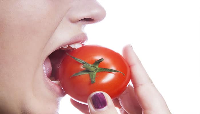 Can you eat the middle of a tomato?