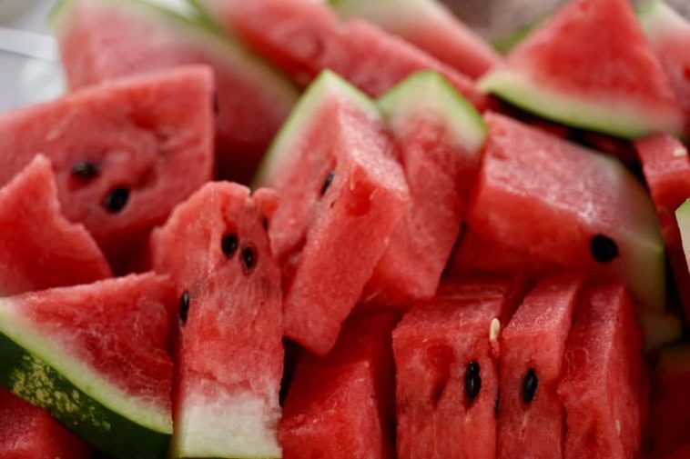 Can you freeze fresh watermelon?