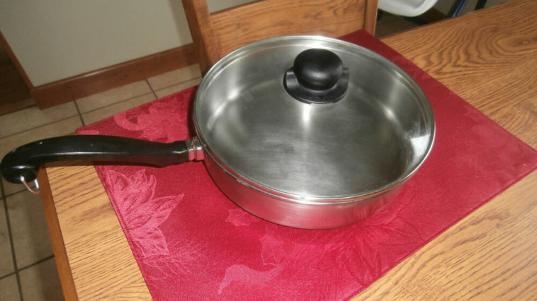 Can you fry chicken in a stainless steel pan?