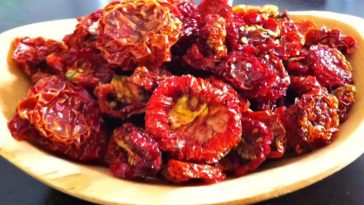 Can you get botulism from sun-dried tomatoes?