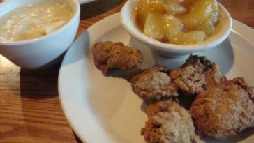 Can you get chicken livers at Cracker Barrel?
