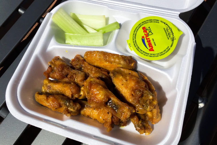 Can you get lemon pepper wet at WingStop?