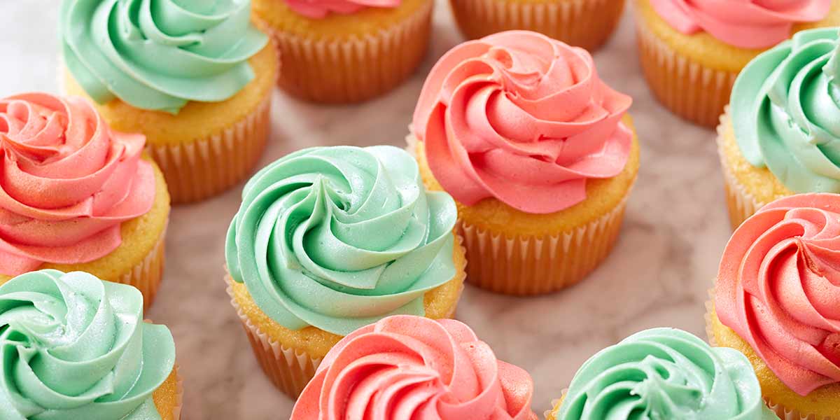 Can you leave a buttercream frosted cake out overnight?