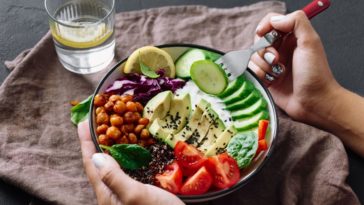 Can you lose weight eating Halo Top?