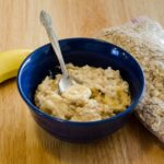 Can you mix protein powder with oatmeal?